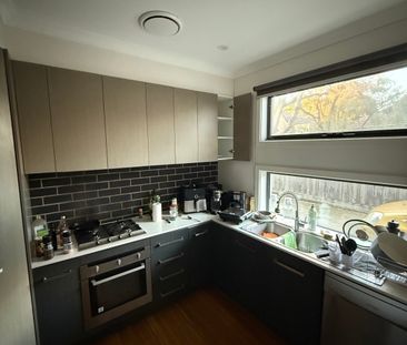 West Footscray - Photo 2