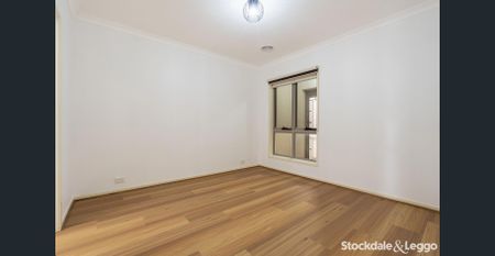 Stylish, Comfortable & Low-Maintenance - Photo 2