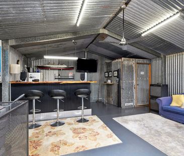 Timeless Character meets Contemporary Sophistication - Photo 5