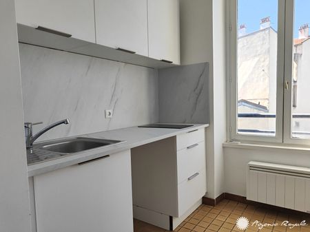 Location Appartement 2 pièces 35m² ST GERMAIN EN LAYE 78100 - Photo 5