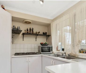 THREE BEDROOM PLUS STUDY HOME - Photo 3