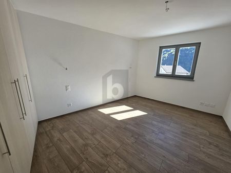 MODERNO IN POSIZIONE SOLEGGIATA - Photo 4