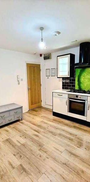 Tudor Street, Cardiff, CF11 - Photo 1