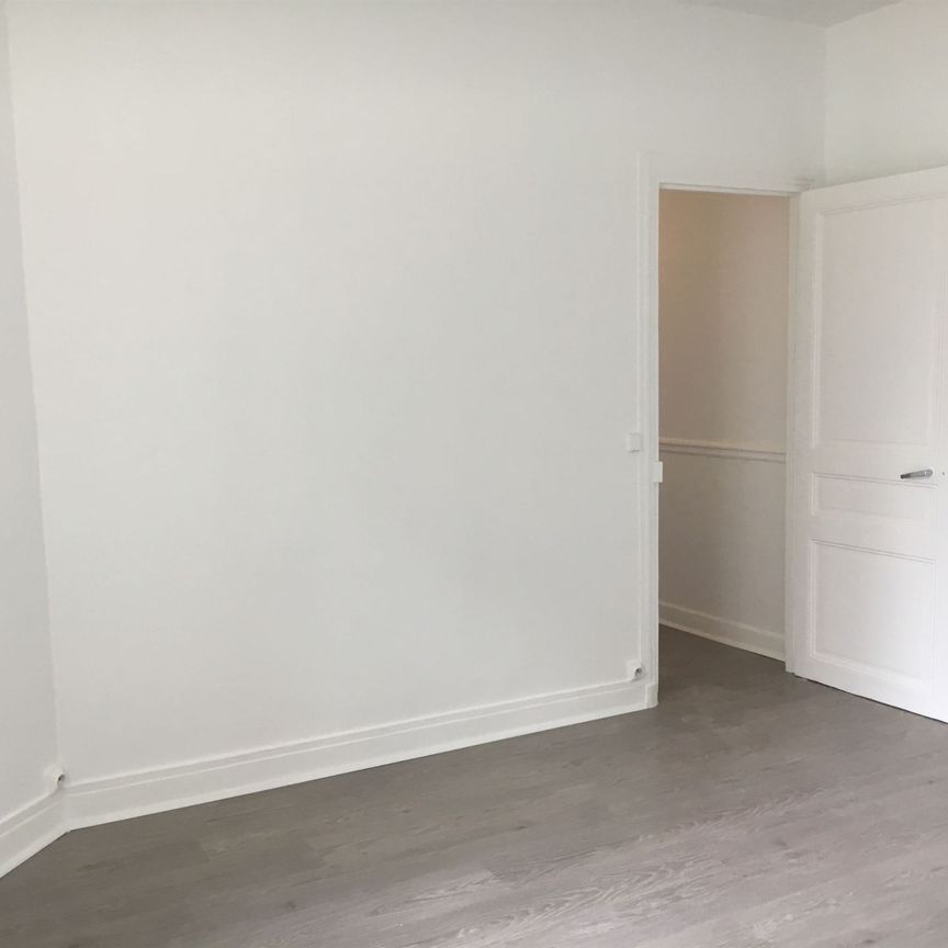 Location Appartement Le Raincy (93340) Place des Fêtes - Photo 1