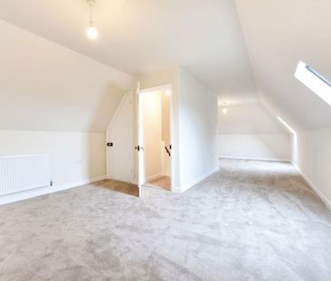4 bedroom terraced house to rent - Photo 1