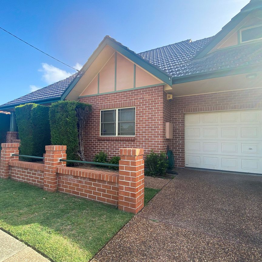 107 Kemp Street, Hamilton South NSW 2303 - Photo 1