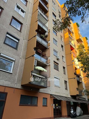 Lakótelep, 1082, Budapest – 4. fotó