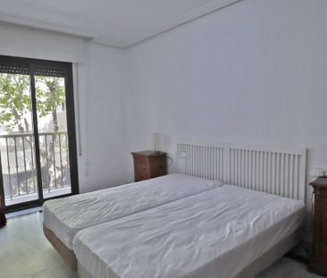 Apartment in Marbella, Costa del Sol - Photo 4