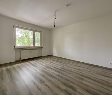 Bezugsfertige 3- Zimmer-Wohnung mit Balkon! - Foto 6