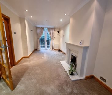 2 bedroom semi-detached house to rent - Photo 4