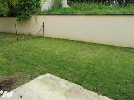 APPARTEMENT F3 AVEC JARDIN ET GARAGE - Photo 5