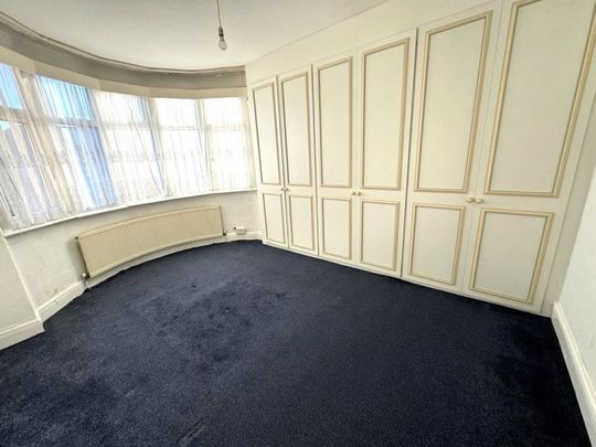 Silkfield Road, London, NW9 - Photo 1