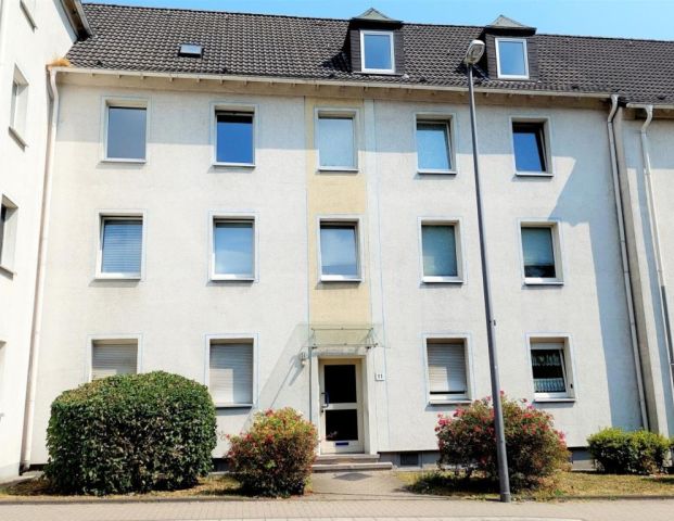 Bahnhofstraße 11, 46238 Bottrop - Photo 1