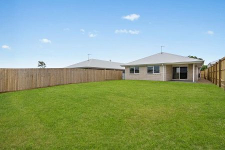 “BRAND NEW FAMILY HOME IN QUIET STREET WITH LARGE BACKYARD!” - Photo 5