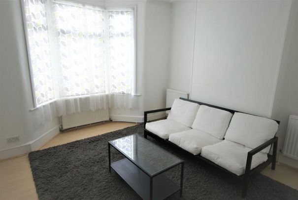 1 bedroom ground floor flat to rent - Photo 1