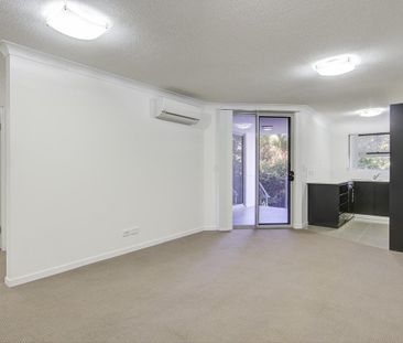 Labrador Apartment - Central Location - Photo 4