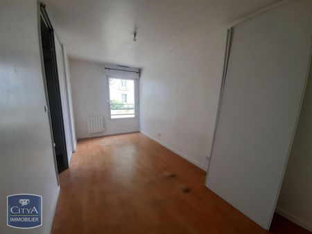 Location Appartement 2 pièces 48m² ST CYR SUR LOIRE 37540 - Photo 4