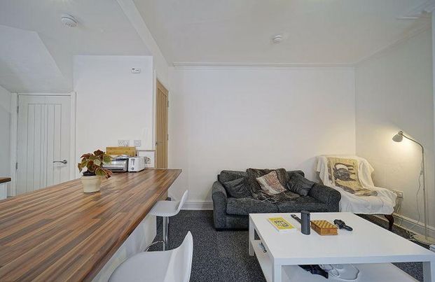 2 bedroom terraced house to rent - Photo 1