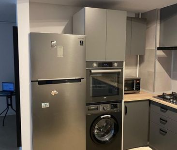Apartament Premium cu 3 Camere și Terasă de 10 mp | Mobilat Lux - Fotografie 1