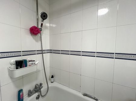 Mohune Way, Weymouth, Chickerell - Photo 3