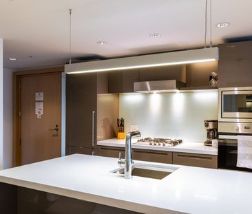 Richards Street - Photo 6