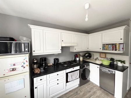 Location Appartement 3 pièces 66m² CHAMALIERES 63400 - Photo 4