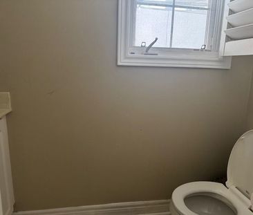 For Lease - 28 Garcia Street, Markham, Ontario - Photo 3