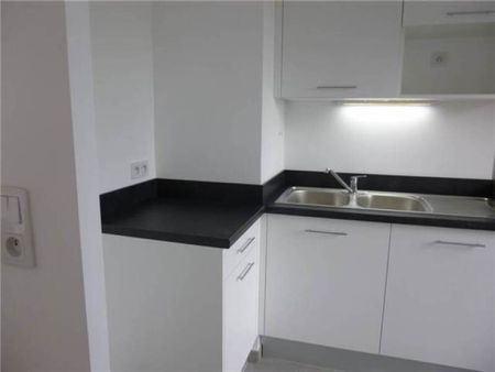 Location Appartement 3 pièces 63m² ROUEN 76000 - Photo 5