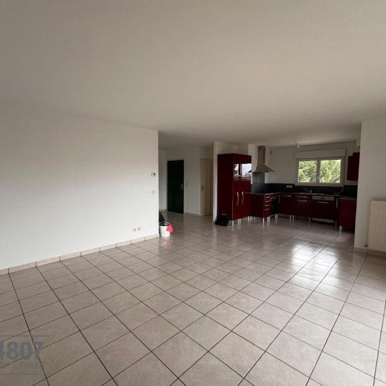 Appartement T3 à louer à Bonneville - Photo 1