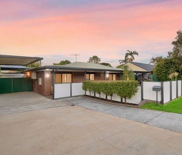 4-Bedroom Home with Huge Entertaining Deck - Photo 2