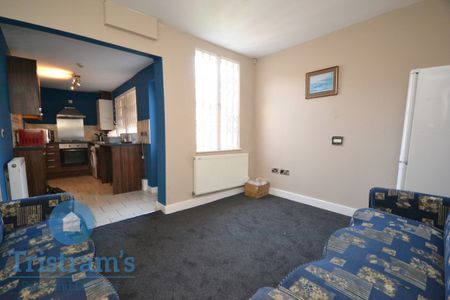 1 bed Shared House for Rent - Photo 4