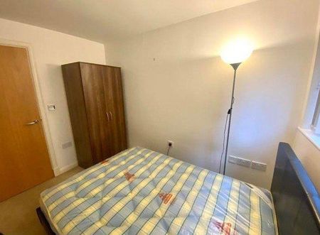 2 bedroom flat to rent - Photo 4