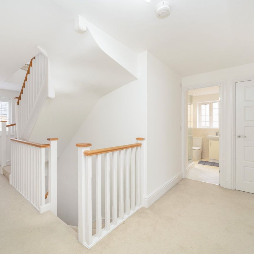 6 bedroom house to rent - Photo 1