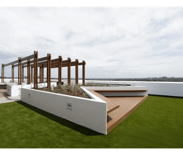 Lovely 1 Bedroom Apartment with Car Park - Photo 6