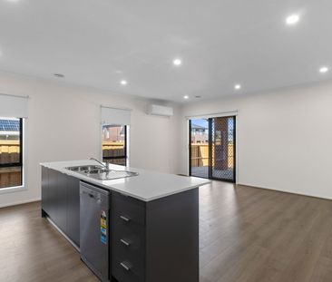 Brand New 4 Bedroom Family Home with 2 Living Zones - Photo 4