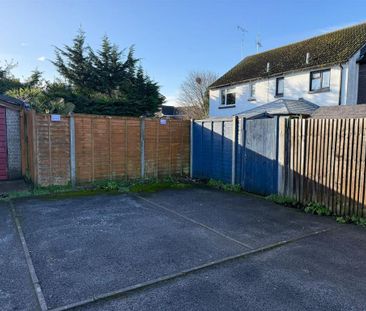 2 bedroom terraced house to rent - Photo 4