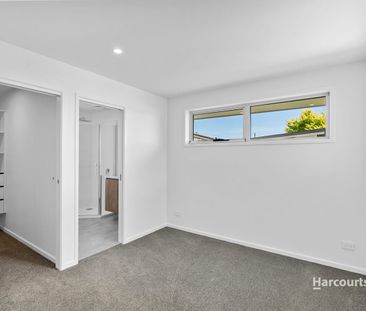 It Takes Two! - Photo 4