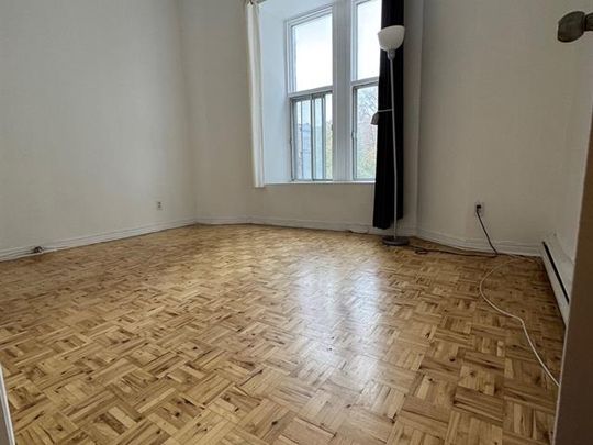 1980 Boul. De Maisonneuve O. - Photo 1