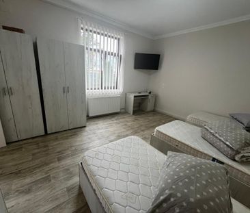 Camere de inchiriat pentru muncitori . - Fotografie 5