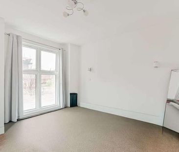 Mantilla Road, Furzedown, SW17 - Photo 6