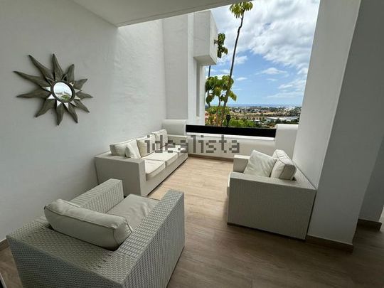 Alquiler de piso en Las Lomas del Marqués s/n - Photo 1