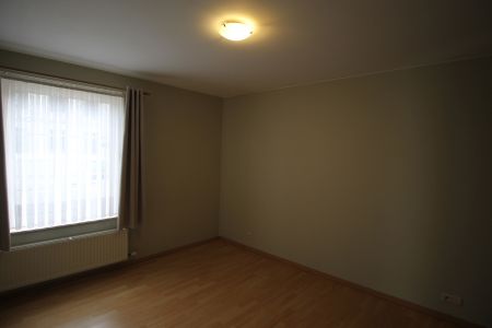 Een gezellig appartement op benedenverdieping vooraan - met garage - Photo 2