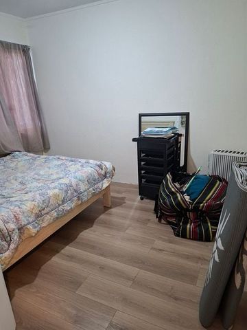 3 Bedroom Townhouse in Northcote - Photo 3