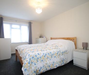 Horley Road RH1 - Photo 5
