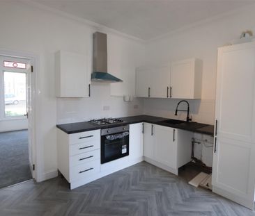 Wimborne Road, Southend-On-Sea - Photo 2