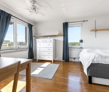 Helsingforsgatan, Kista - Foto 2