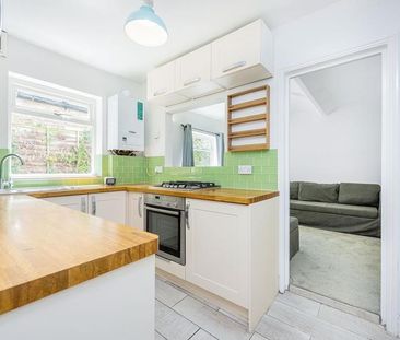 2 bedroom terraced house to rent - Photo 6