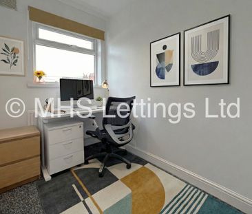 2 Bedroom Mid Terraced House for rent in Park View Avenue - Photo 6