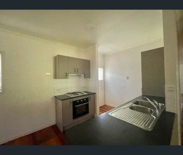 Great Location with shed Space - Photo 6