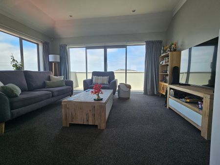 22A Bowes Crescent, Strathmore Park Wellington 6022 - Photo 4